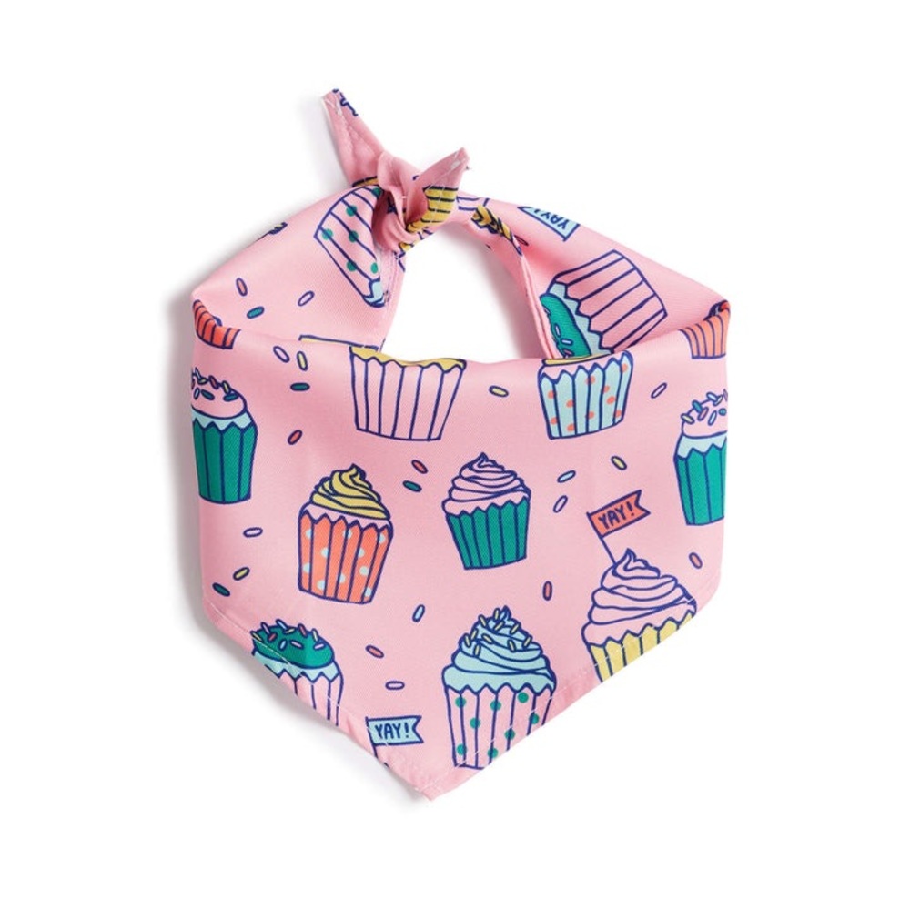 HOTEL DOGGY BIRTHDAY CUPCAKE BANDANA PINK SIZE M/L NWT